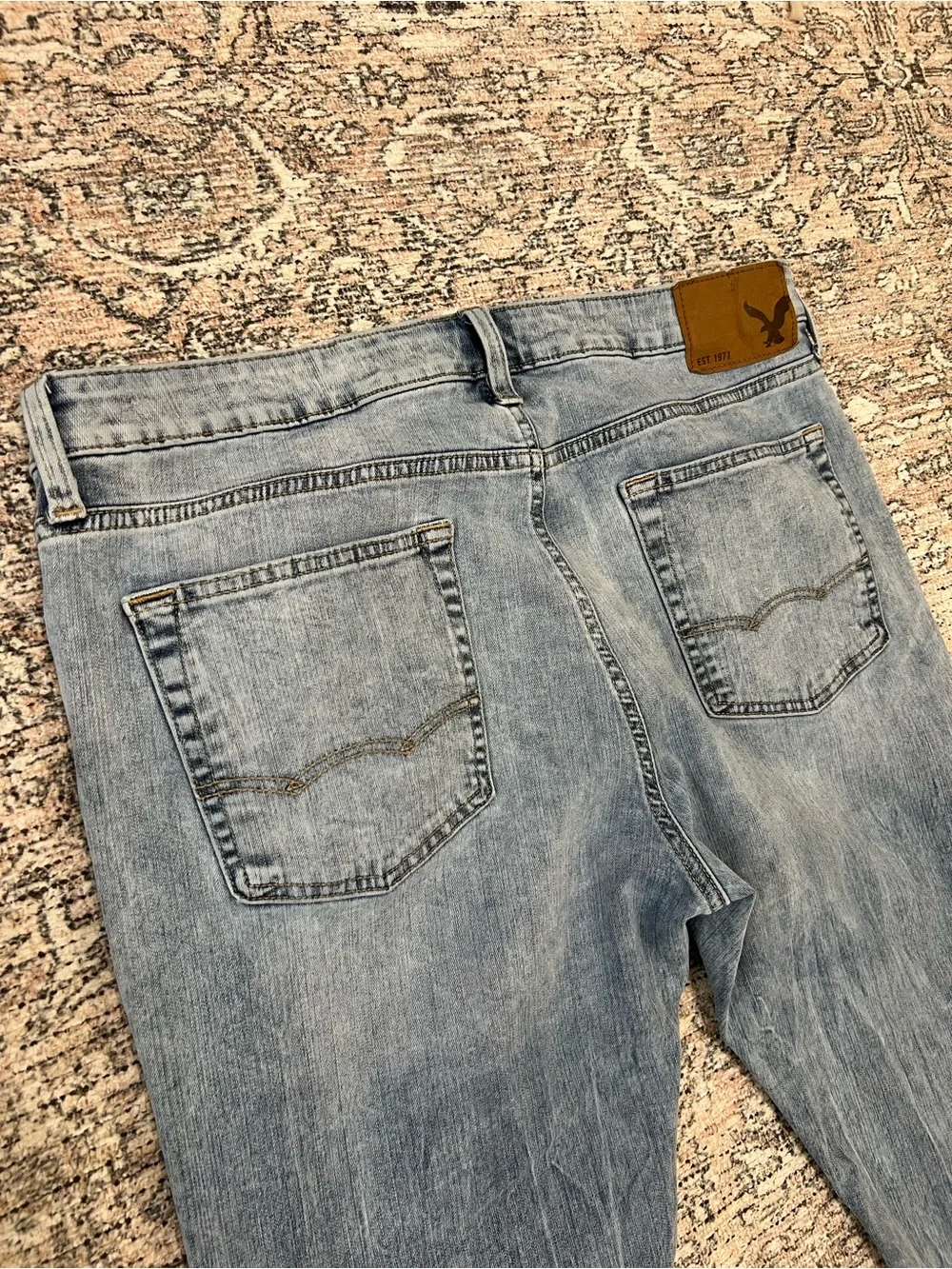 American Eagle Mens 36x32 Original Straight Jeans Light Wash Easyflex Denim